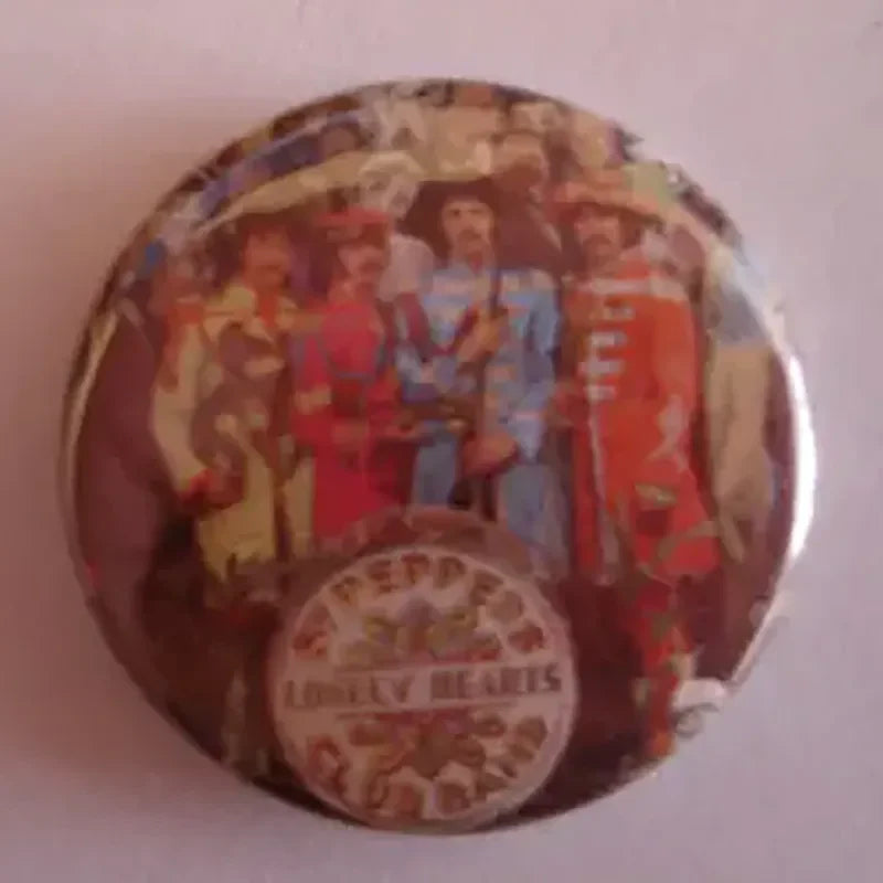 Badge Beatles - Sgt. Pepper's Lonely Hearts