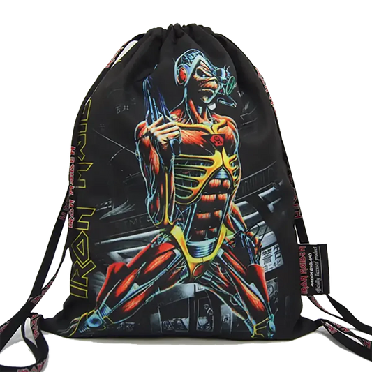 Front view – Iron Maiden Somewhere in Time duffel bag (standing)