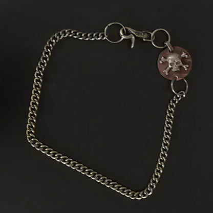 Chaîne de pantalon skull (gros plan)