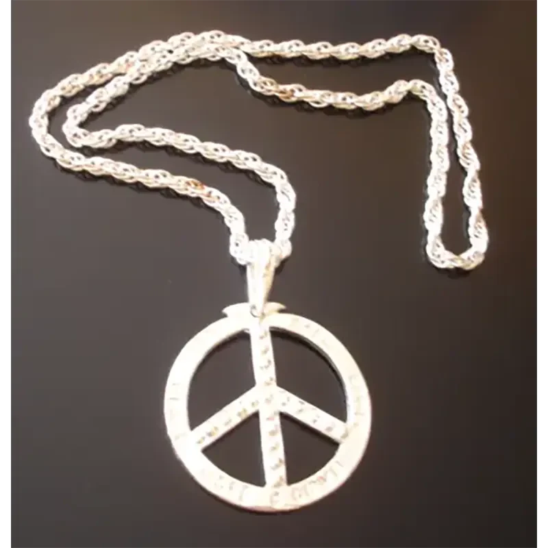 Collier Peace and Love (vue large)