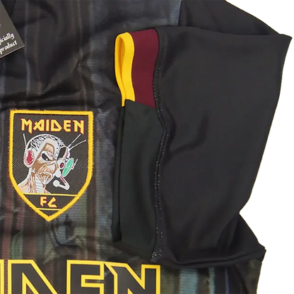 Maillot de football officiel Iron Maiden - Somewhere In Time (écusson + manche)