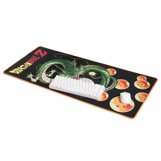 Mouse pad XXL Dragon Ball Z avec clavier blanc et souris