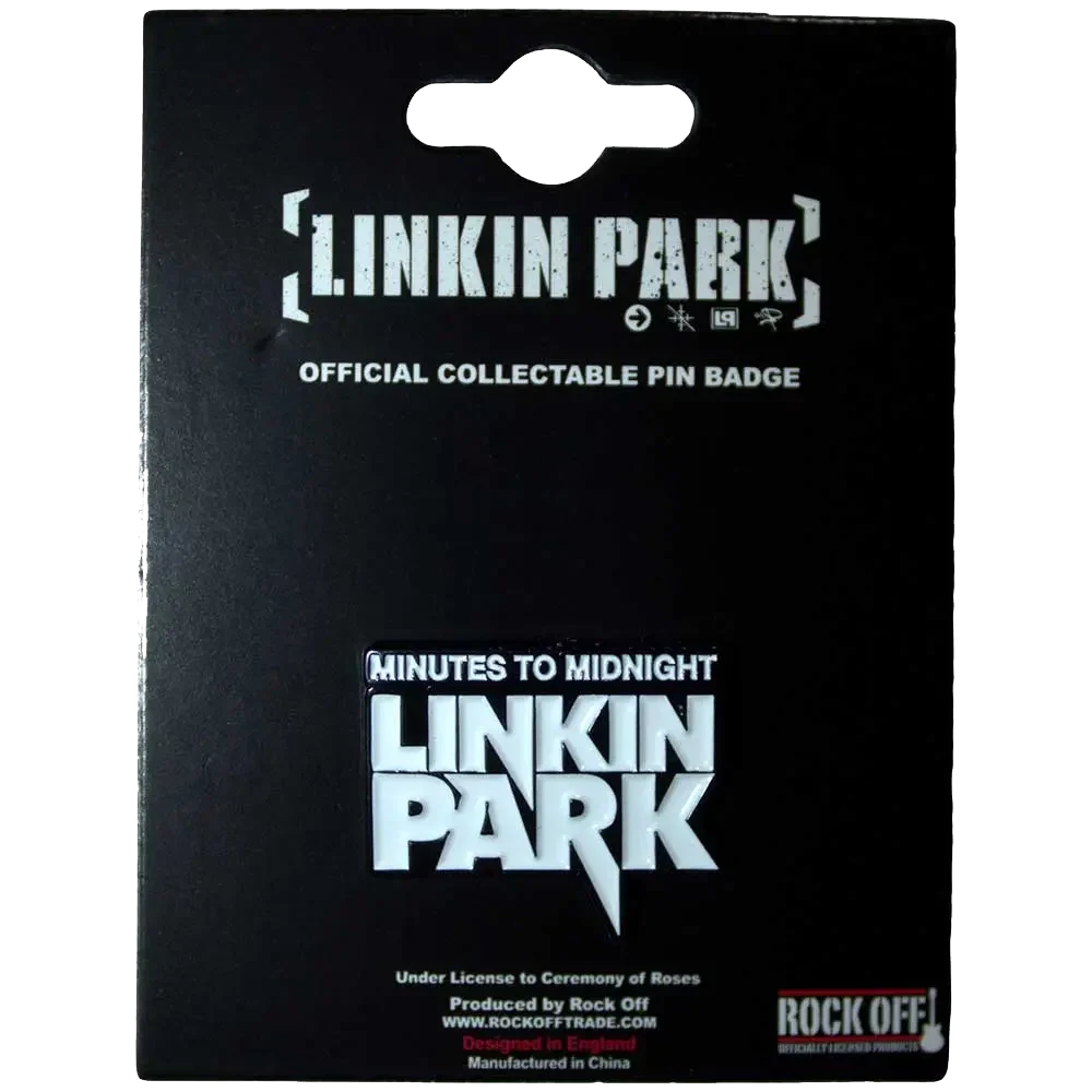 Pin's officiel Linkin Park - Minutes to Midnight présenté sur carte Rock Off - badge noir et blanc sous licence 2024