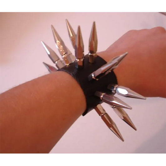Bracelet Spikes 2 rangs porté